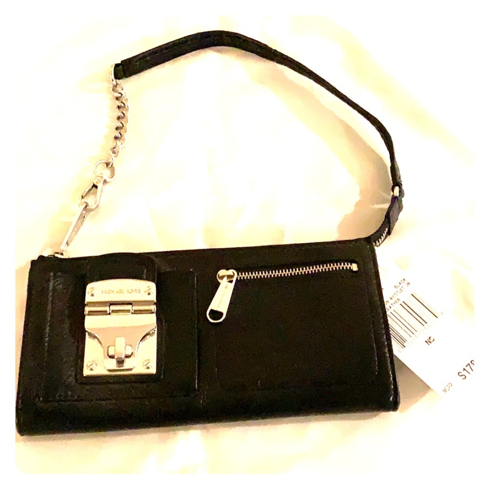 Micheal kors multifunctional wristlet black
